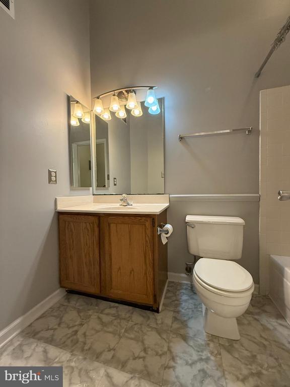 Building Photo - 2443 Warm Spring Way
