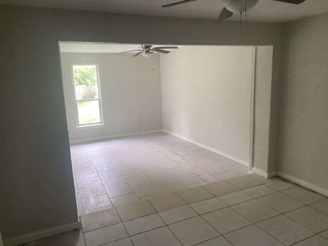 Building Photo - 15626 Corsair Rd