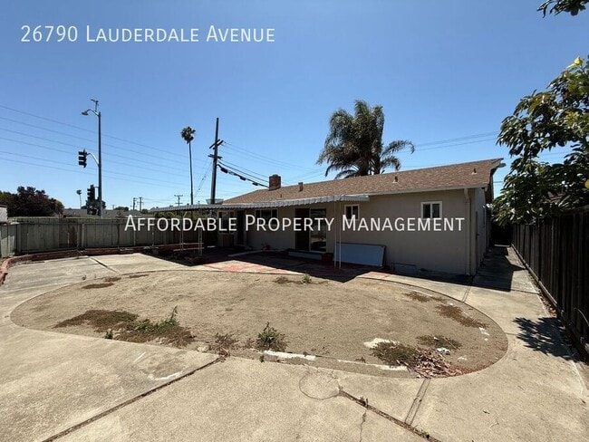 Building Photo - 26790 Lauderdale Ave