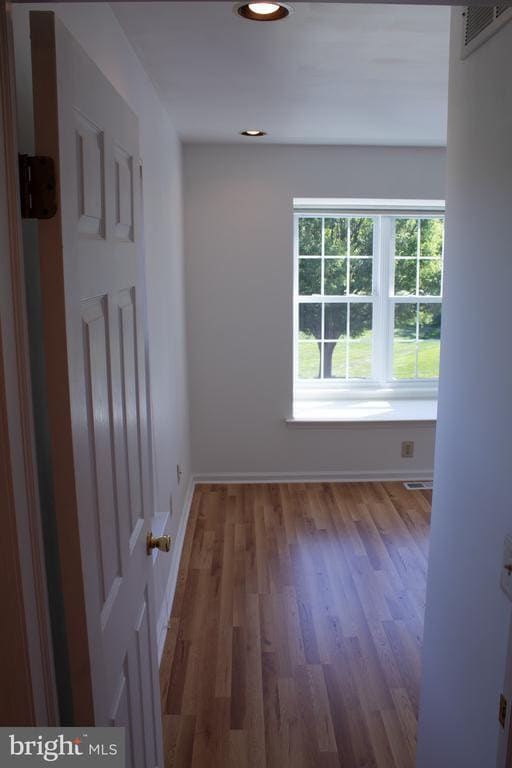 Building Photo - 432 Country Club Dr