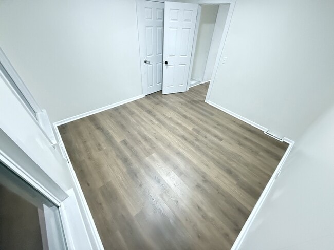 Building Photo - 89 S Cherry St