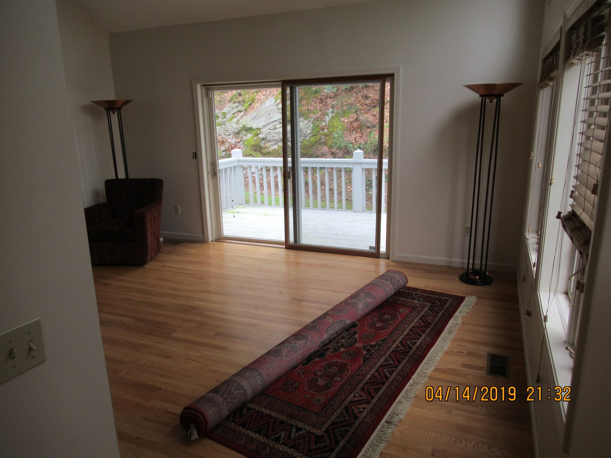 LIVING AREA TO DECK - 100 Winterbourne Ln