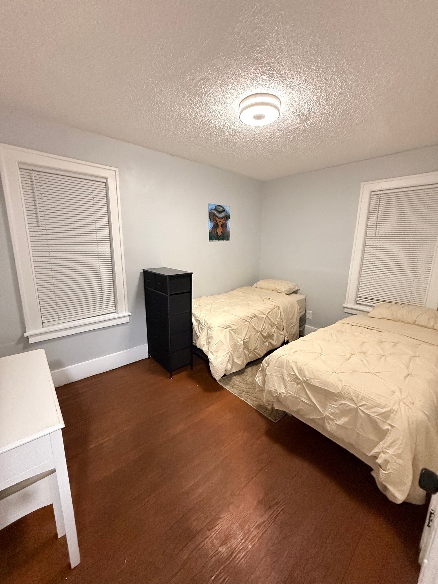 Bedroom - 11327 Littlefield St