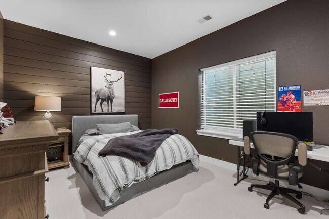 Building Photo - Colorado Luxury Redefined | Custom Ranch with Exceptional Outdoor Living & Designer Finishes