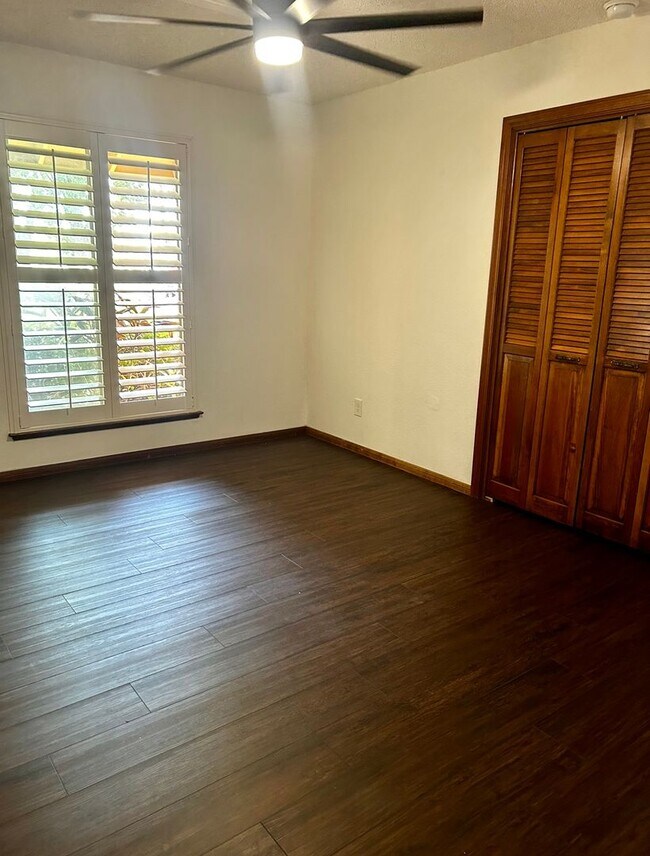 Building Photo - Single Family Home