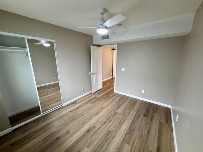 Building Photo - 2029 W Adams St