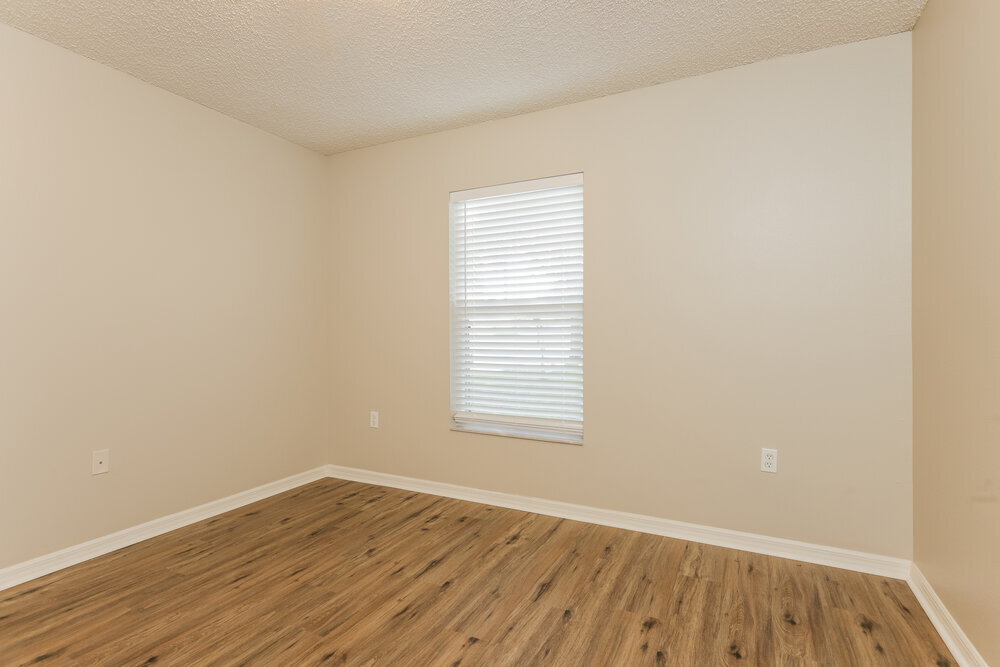 Building Photo - 12932 Kings Lake Dr