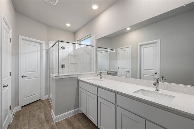 Building Photo - 180 Tanager Dr