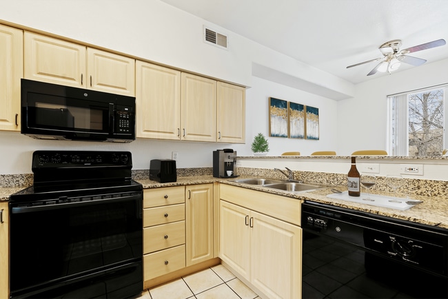 Building Photo - Logger Creek at Parkcenter