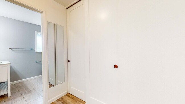 Building Photo - PURE Property Management Presents: Beautiful 3 Bedroom/2 Bath in Santa Rosa!