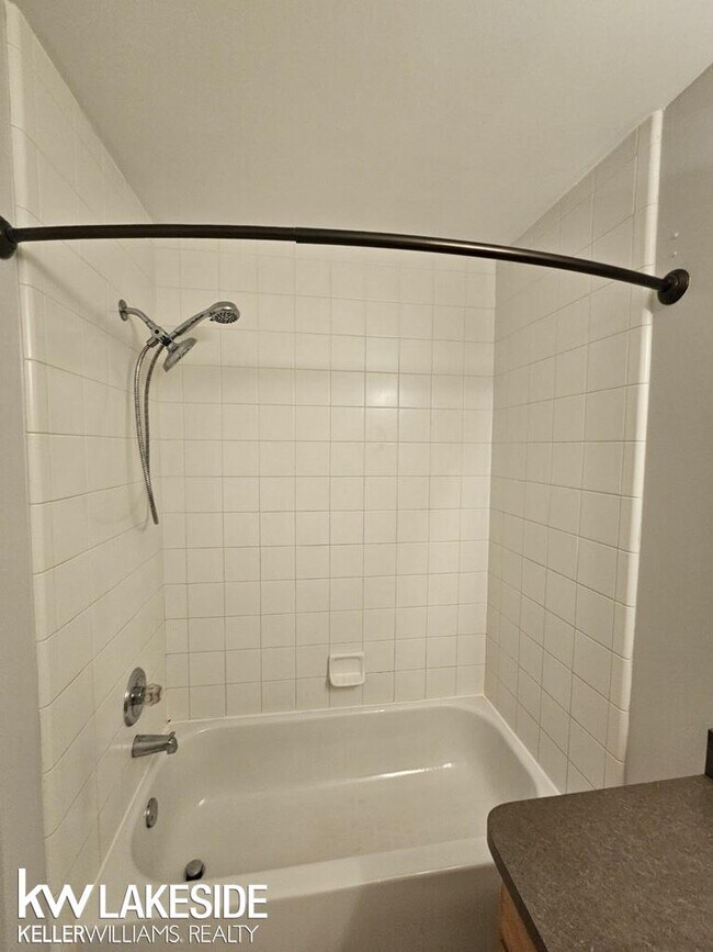 Building Photo - 29821 Cathy Ln