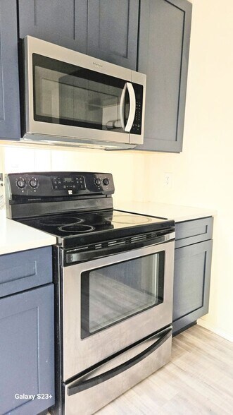 Building Photo - 1403 Churing Dr