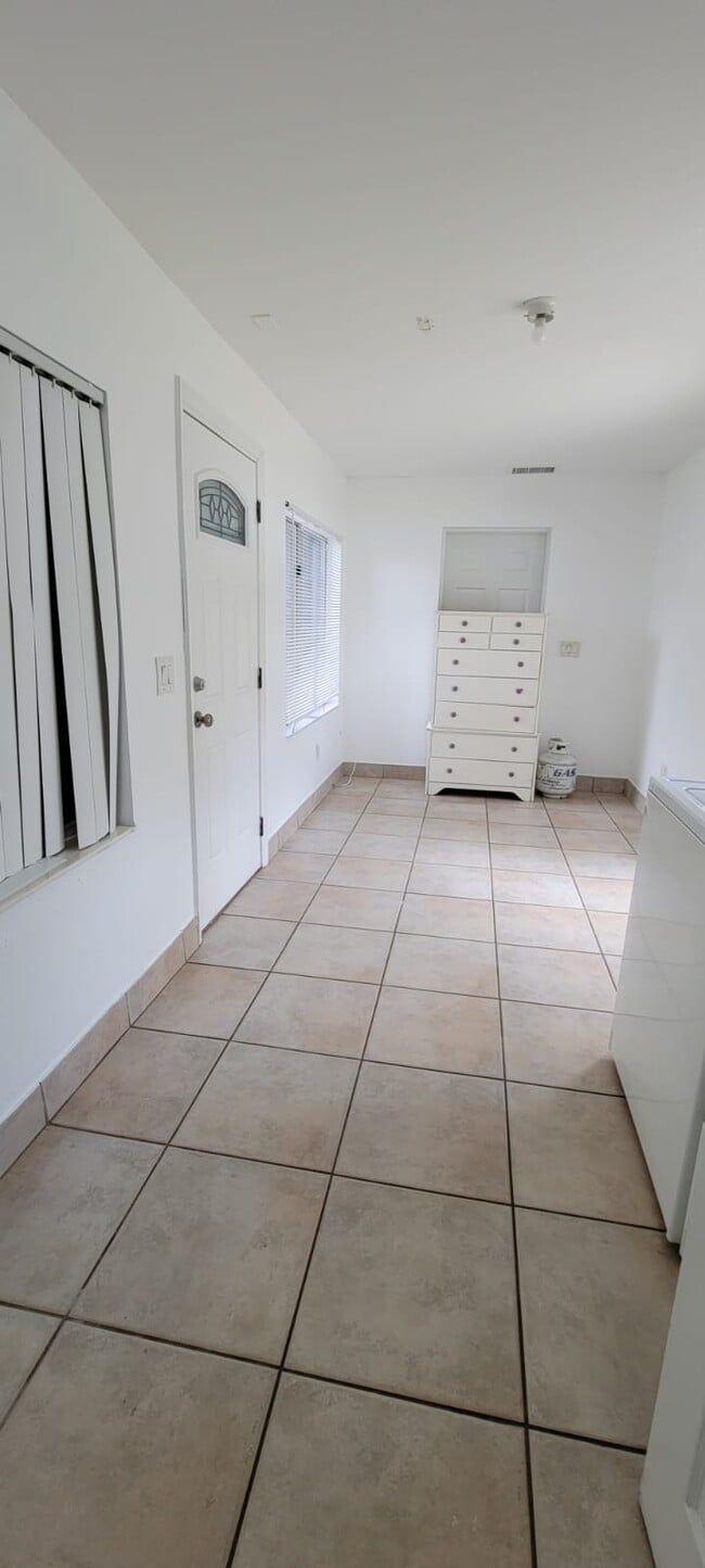 Building Photo - 7018 N Grady Ave