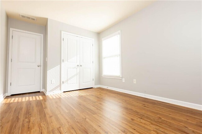 Building Photo - 1705 Barfield Run NW