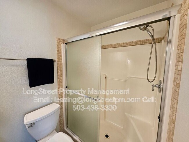 Building Photo - 11819 SW 60th Ave