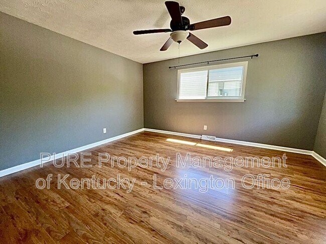 Building Photo - 3628 Bold Bidder Dr