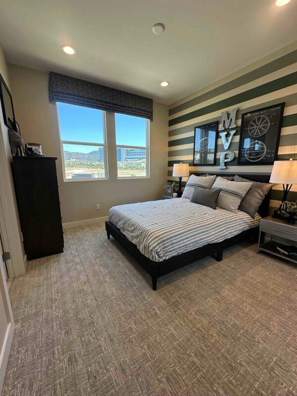Building Photo - 502 spindle Way