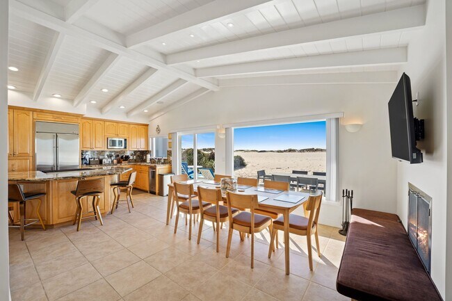 Building Photo - 3321O- Deja Blue | Hollywood Beach Oceanfront| FURNISHED