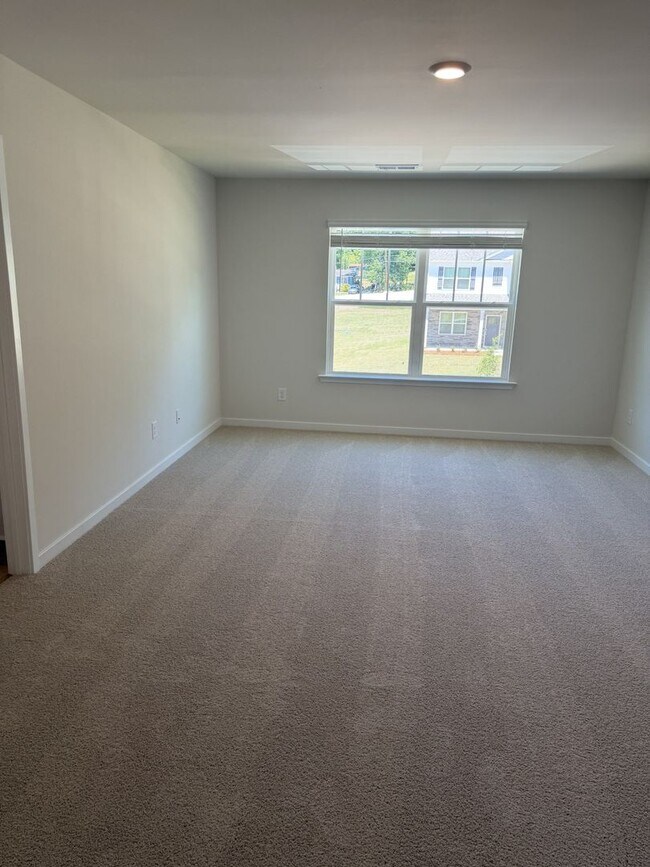Building Photo - New Construction 5BR/3BA Home in Gastonia!