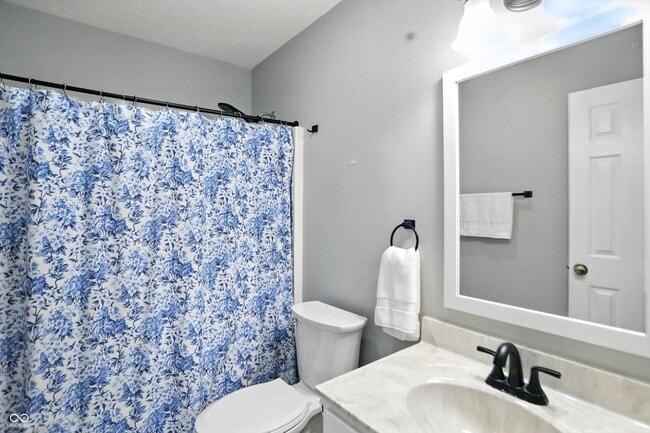 Building Photo - 6495 Titania Dr