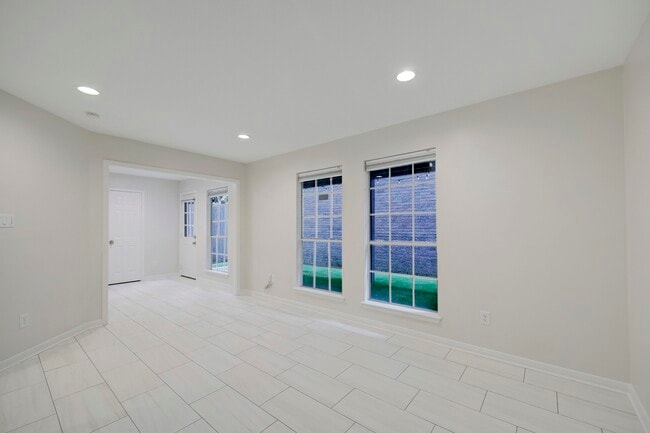 Building Photo - 3715 Graustark St