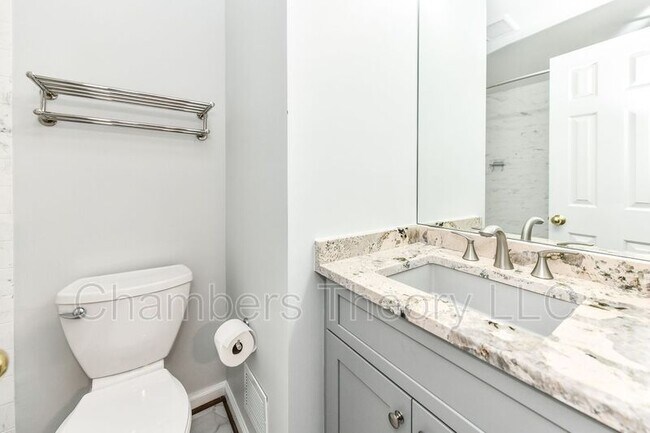 Building Photo - 6857 Washington Blvd