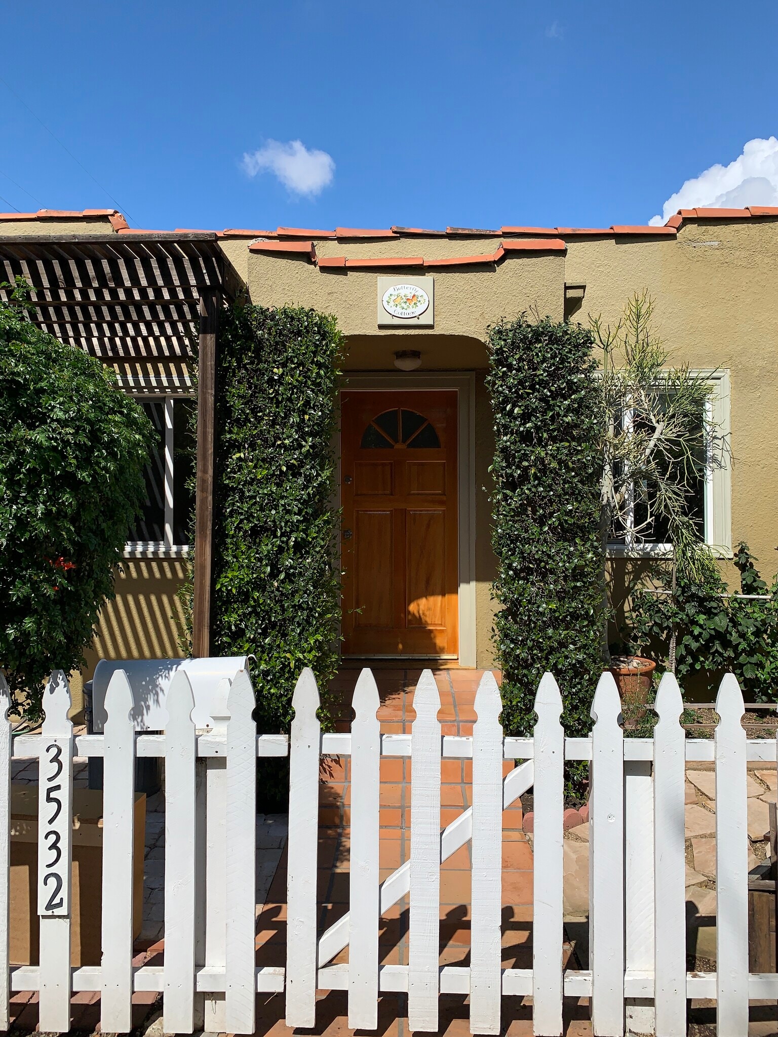 Building Photo - 3532 Helms Ave