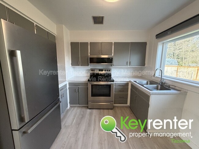 Building Photo - 1823 S Sprague Ave