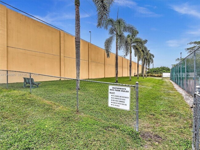 Building Photo - 15212 W Tranquility Lake Dr