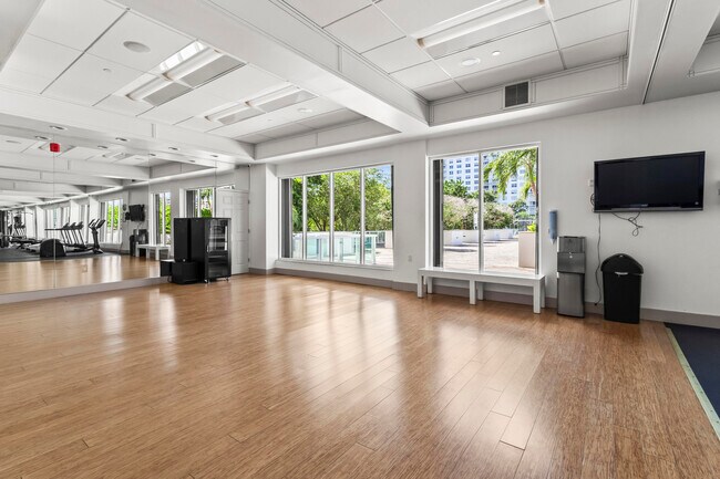 Building Photo - 2801 NE 183rd St