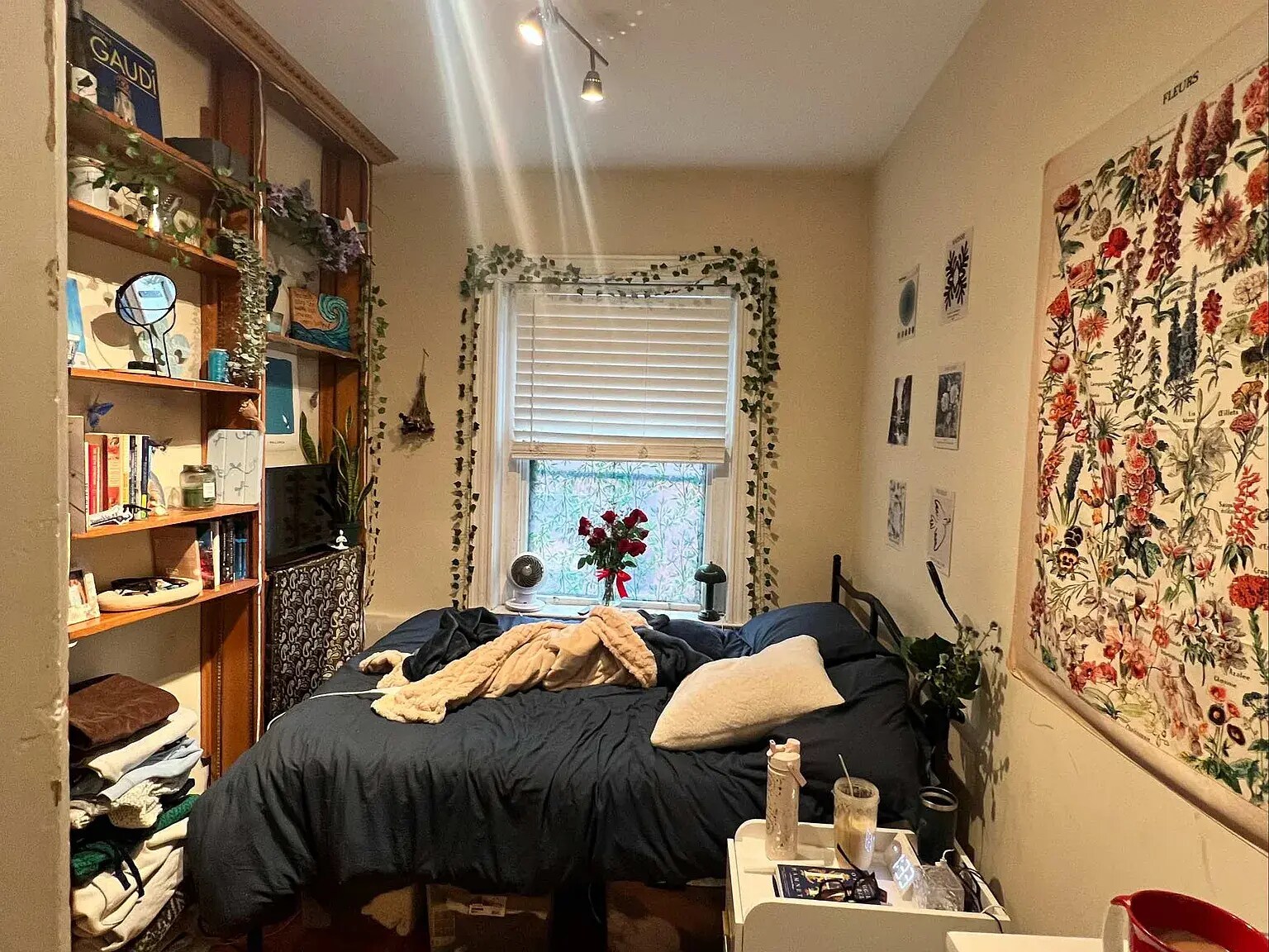 Building Photo - 612 Columbus Ave