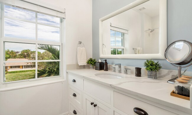 Building Photo - 332 Valley Forge Rd