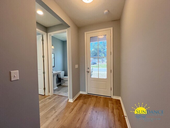 Building Photo - 162 Creve Core Dr