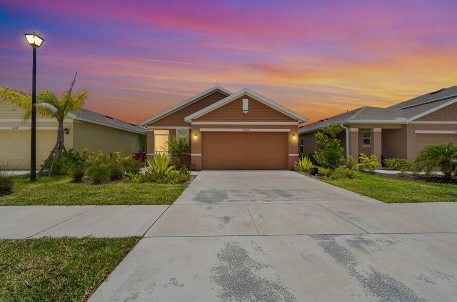 Building Photo - 12230 SW Rimini Way