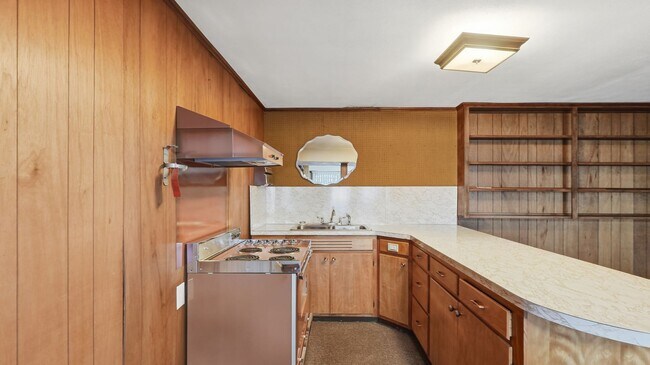 Building Photo - 3 bedroom Cleveland home!