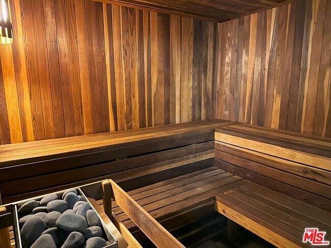 Building Photo - 8600 Tuscany Ave