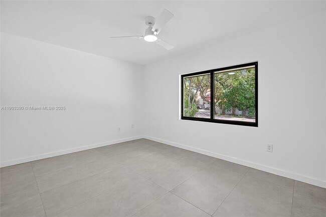 Building Photo - 7865 SW 183rd Terrace