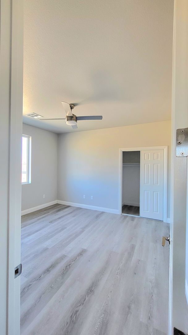 Building Photo - 6801 Sandpebble St