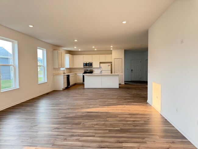 Building Photo - 429 Cottrell Ln