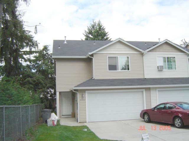 Primary Photo - 2-Story Townhouse