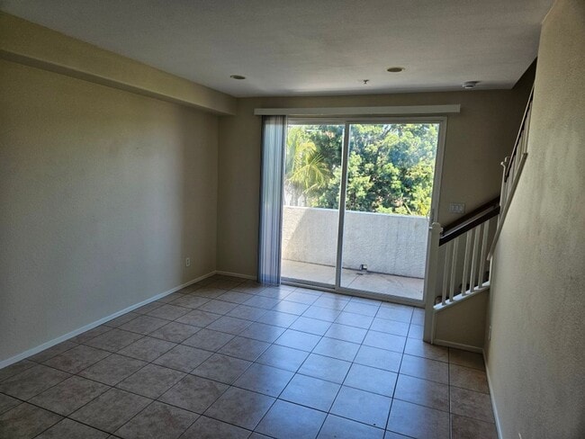 Building Photo - 1241 Santa Cora Ave