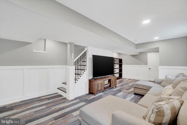 Building Photo - 780 Blossom Hill Ln