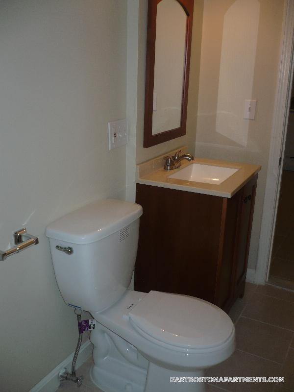 Building Photo - 30 Decatur St