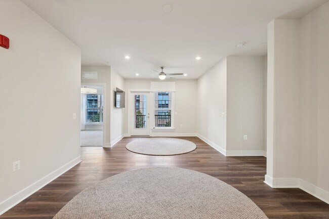 Building Photo - 106 Saint Ives Pl