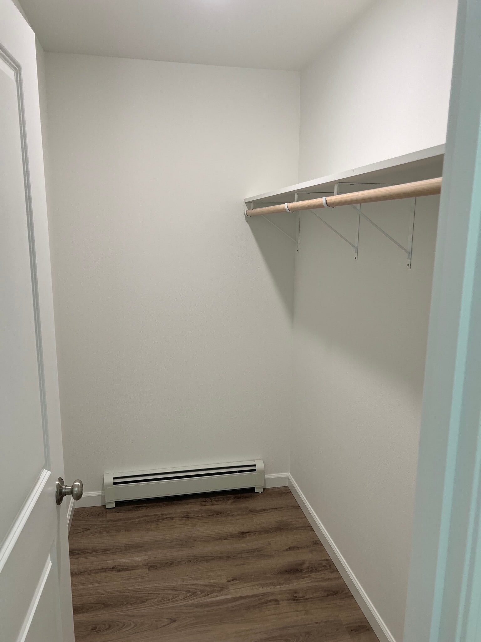 master bedroom Closet - 2652 Stryker Lp