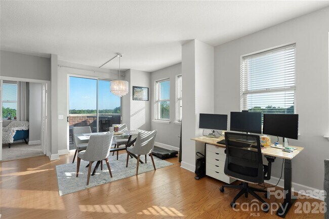 Building Photo - 1315 East Blvd