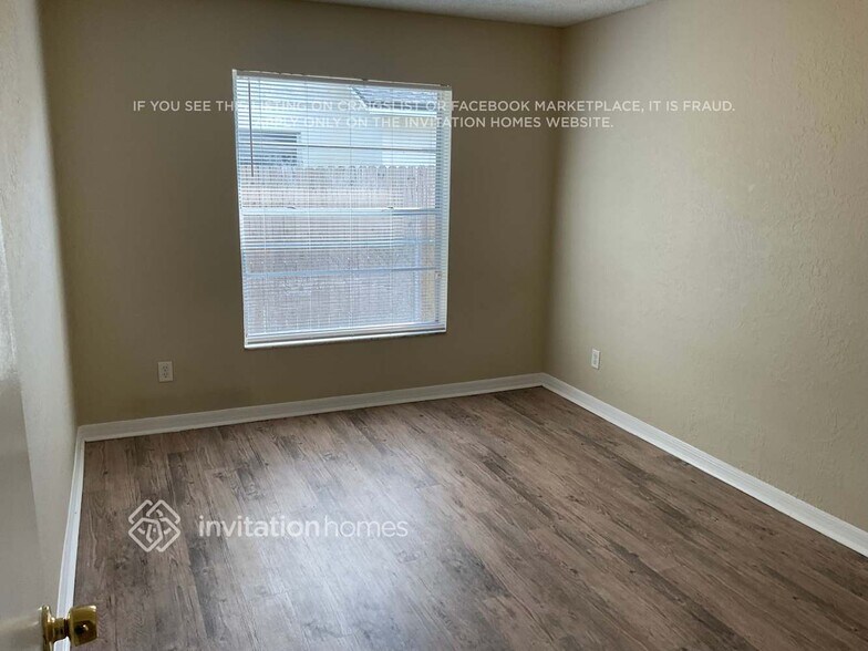 Building Photo - 2653 Dixie Ln
