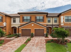 Building Photo - 20169 Lagente Cir