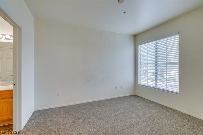 Building Photo - 7143 S Durango Dr