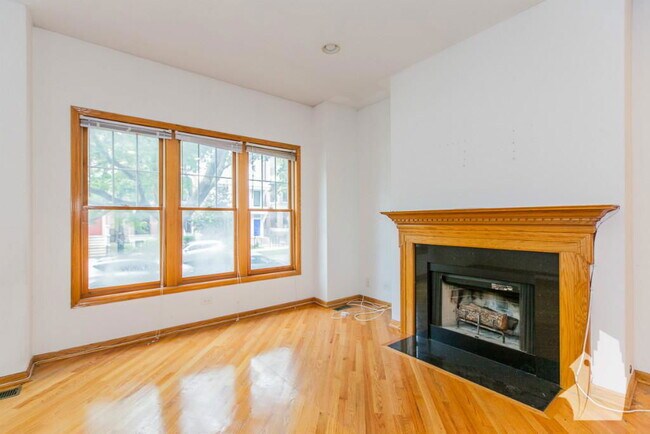 Building Photo - 2715 N Wayne Ave